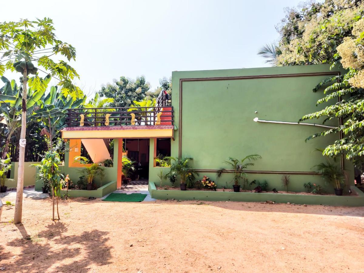 Banana Farm House Хампи Экстерьер фото
