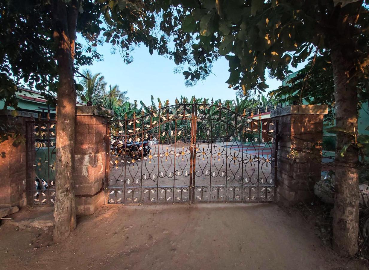 Banana Farm House Хампи Экстерьер фото