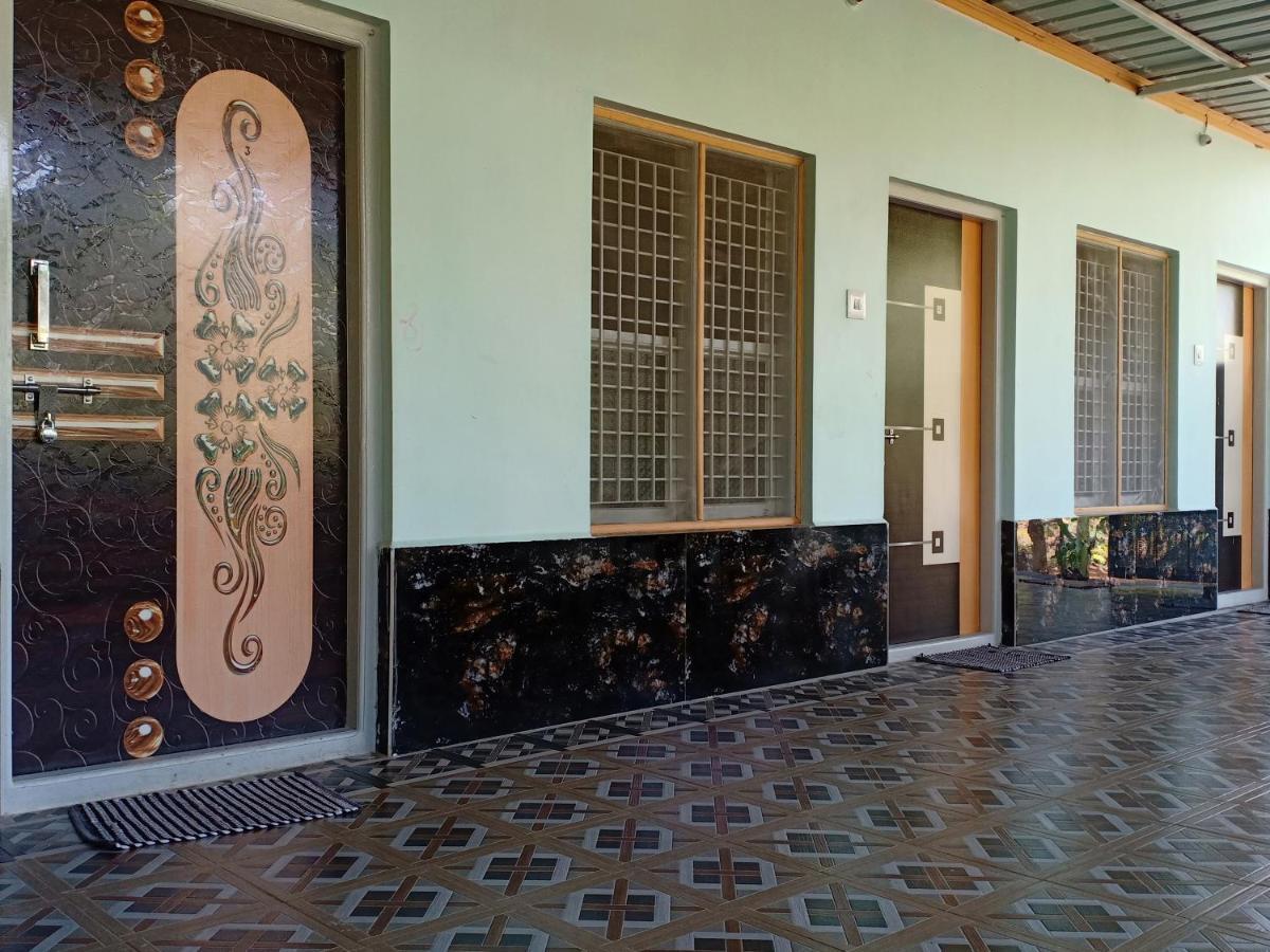 Banana Farm House Хампи Экстерьер фото